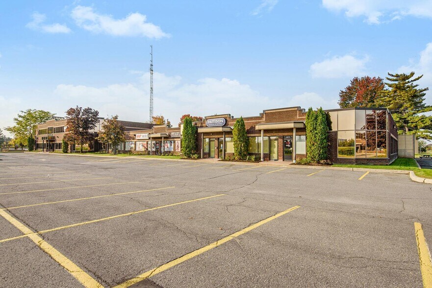 6 Antares Dr, Ottawa, ON à louer - Photo de l’immeuble – Image 3 sur 4