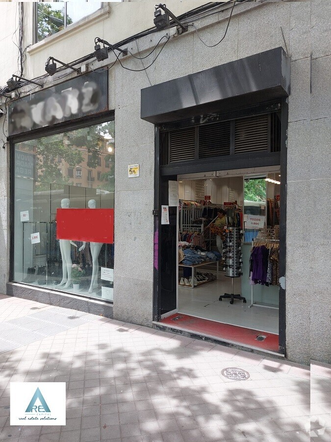 Madrid, MAD 28028 - Lot Puerta IZ, Esc. 1 -  - Photo intérieure - Image 1 of 2