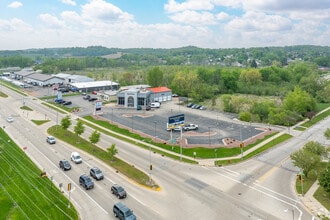 3210 W Washington St, West Bend, WI - VUE AÉRIENNE vue de carte - Image1