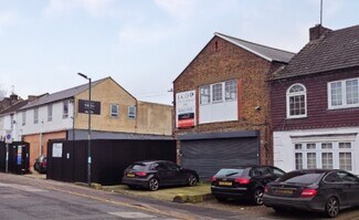 Plus de détails pour 40 Napier Rd, Gillingham - Local commercial à vendre