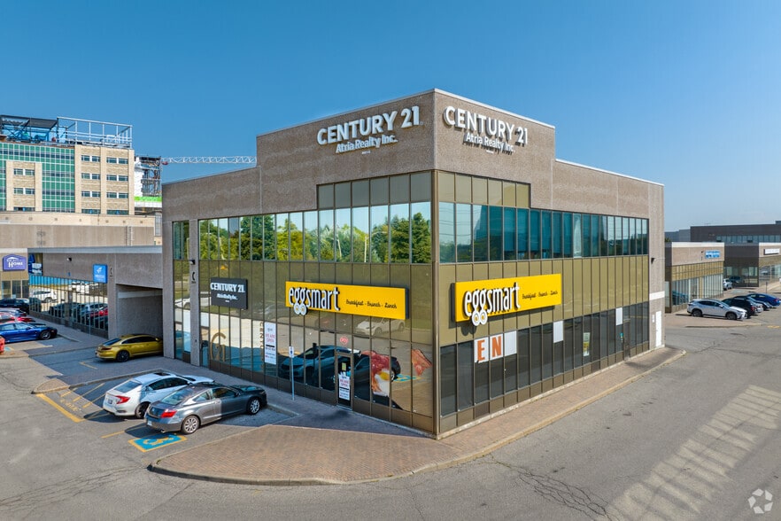 1550 16th Ave, Richmond Hill, ON à louer - Photo principale – Image 1 sur 3