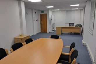 Dukes Ride, Crowthorne à louer Photo intérieure– Image 2 sur 5