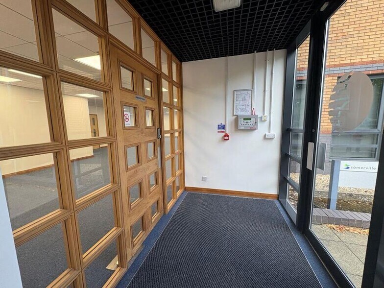 Trinity Way, Banbury à vendre - Photo de l’immeuble – Image 3 sur 22