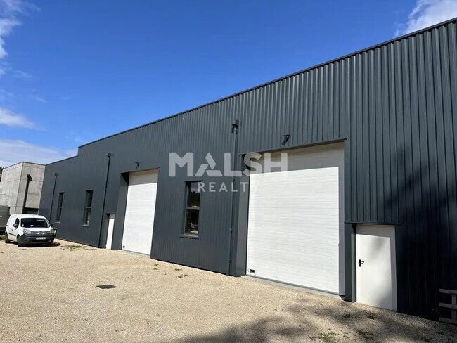 Plus de détails pour 470 Rue Des Cordes, Saint-Clair-de-la-Tour - Local d’activités à vendre