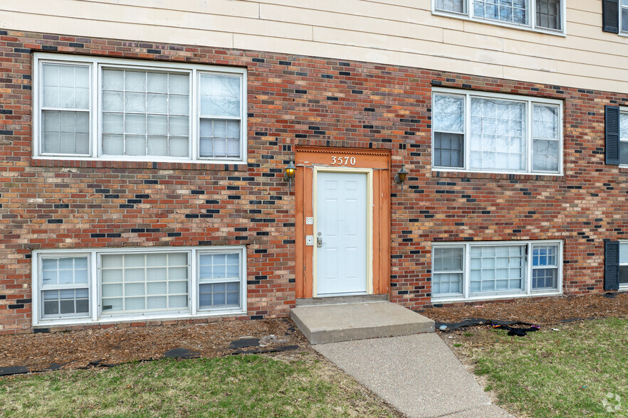 3570 Kimberly Downs Rd, Davenport, IA à vendre - Photo de l’immeuble – Image 3 sur 6