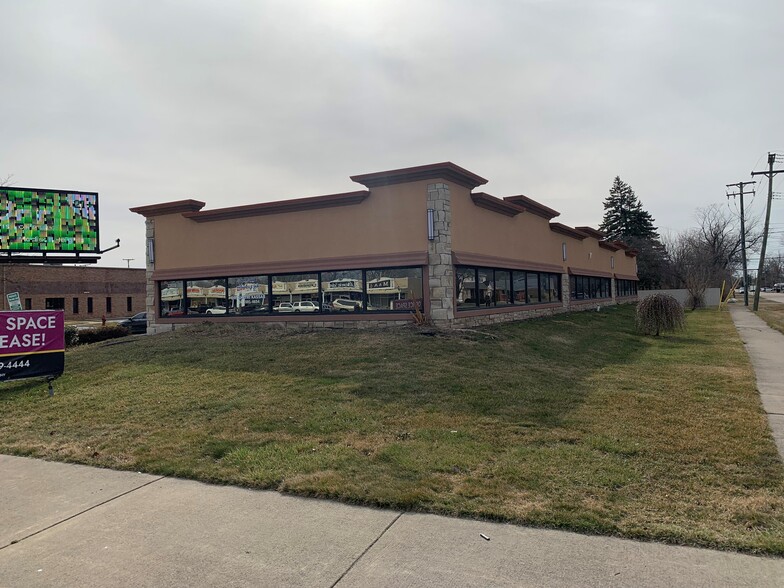 33975 Dequindre Rd, Troy, MI à louer - Photo de l’immeuble – Image 2 sur 5