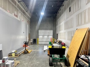 7254 Golden Wings Rd, Jacksonville, FL à louer Photo intérieure– Image 2 sur 9