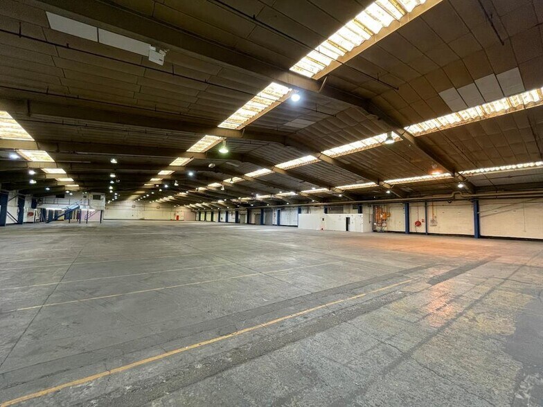 Unit 5 Old Whieldon Road, Fenton, Stoke On Trent à louer - Photo de l’immeuble – Image 3 sur 32