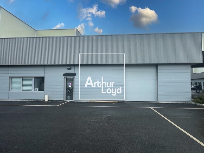 200 Rue De La Montagne Noire, Escalquens à louer - Photo de l’immeuble – Image 3 sur 14