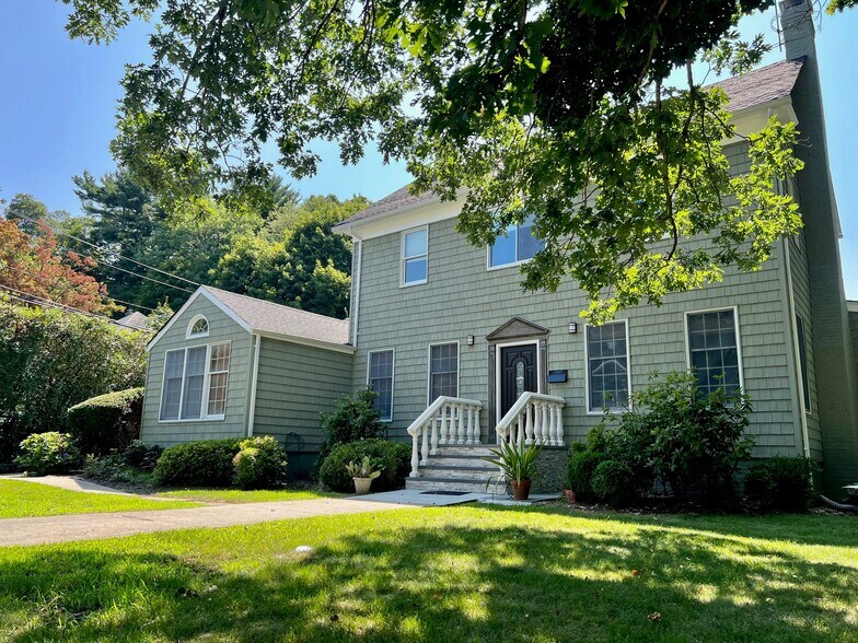 91 Green St, Huntington, NY à vendre - Photo de l’immeuble – Image 3 sur 52