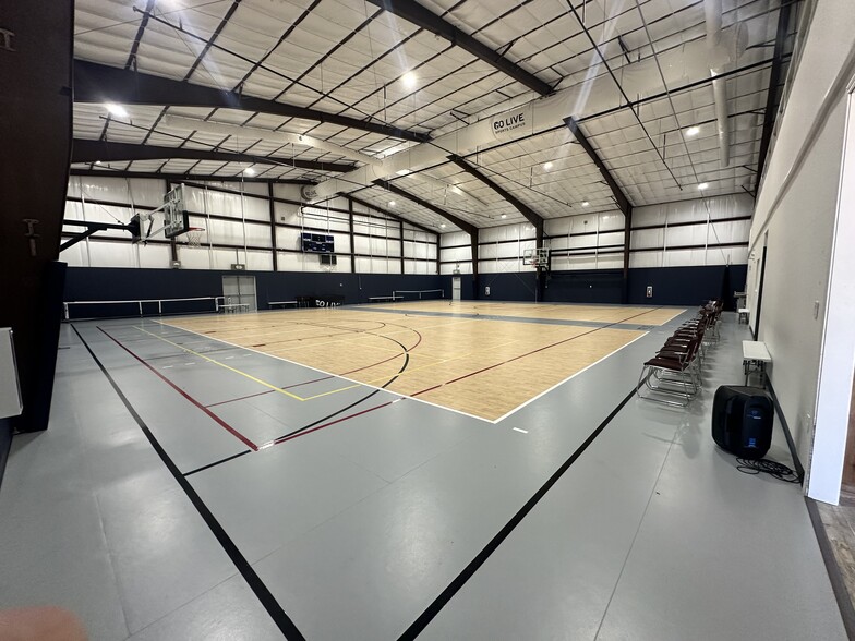 4210 S FM 565 Rd, Baytown, TX à louer - Photo intérieure – Image 2 sur 6