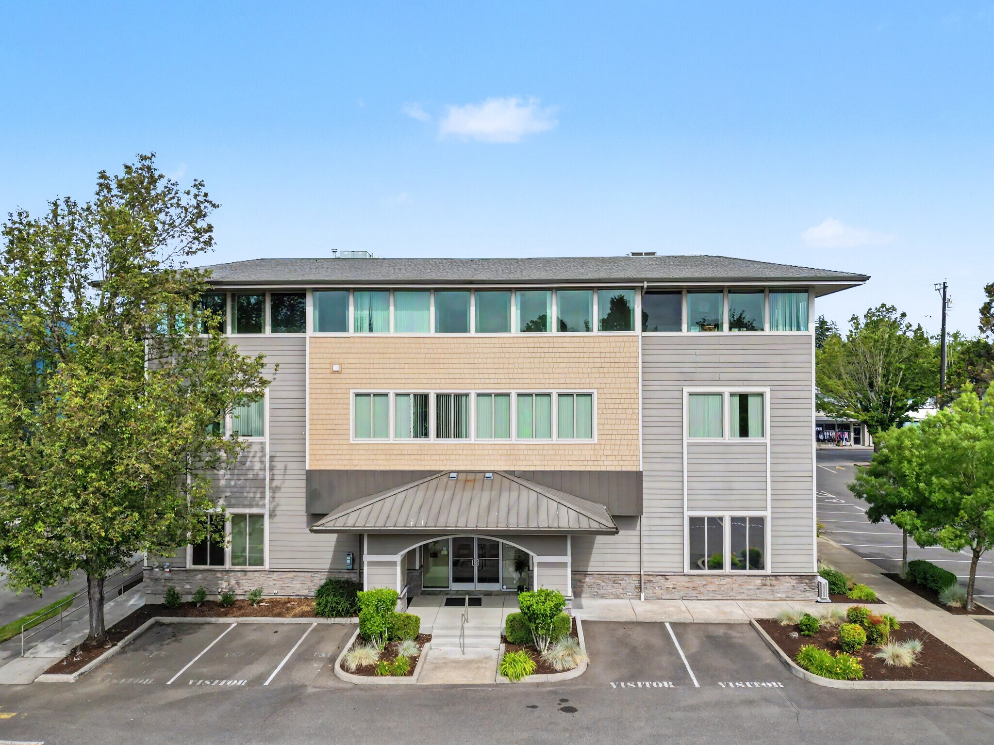 925-935 Commercial St SE, Salem, OR à vendre Photo de l’immeuble– Image 1 sur 14