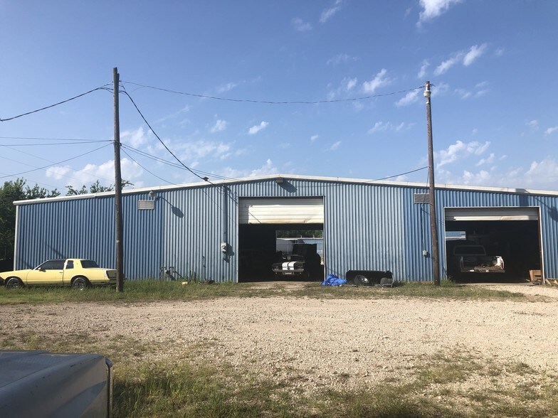 1400 W Marvin Ave, Waxahachie, TX à vendre - Photo de l’immeuble – Image 3 sur 22