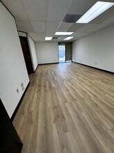 435 W Orange Show Ln, San Bernardino, CA à louer Photo de l’immeuble– Image 2 sur 5