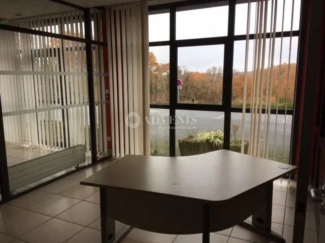 Plus de détails pour Bureau à vendre