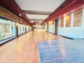 901-903 E New Haven Ave, Melbourne, FL à louer Photo intérieure– Image 2 sur 4