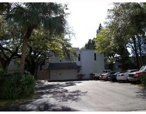 4921 W Cypress St, Tampa, FL à louer - Photo de l’immeuble – Image 2 sur 6