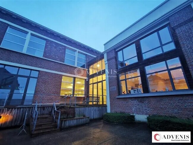 Plus de détails pour Industriel/Logistique à louer