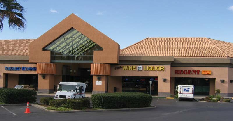 7485 Rush River Dr, Sacramento, CA à louer Photo principale– Image 1 sur 2