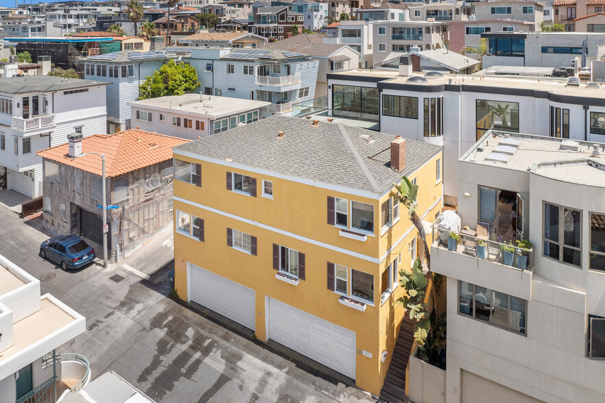 3104 Ocean Dr, Manhattan Beach, CA à vendre - Photo principale – Image 1 sur 44