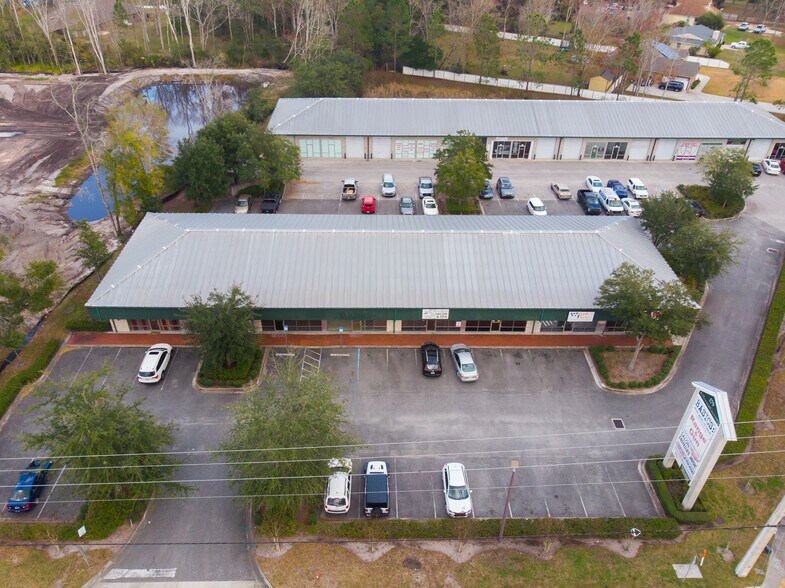 179 College Dr, Orange Park, FL à louer - Photo de l’immeuble – Image 2 sur 7