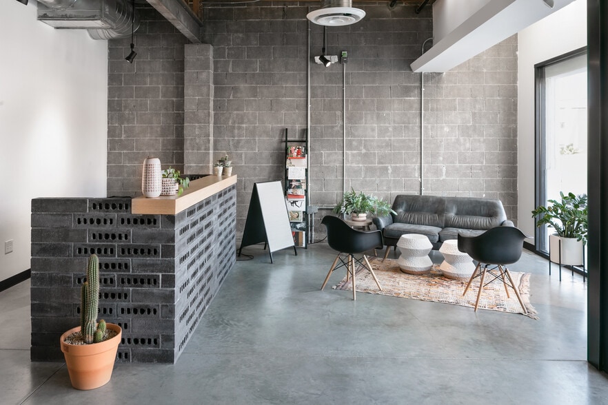 4312 W Jefferson Blvd, Los Angeles, CA à louer - Photo intérieure – Image 3 sur 12