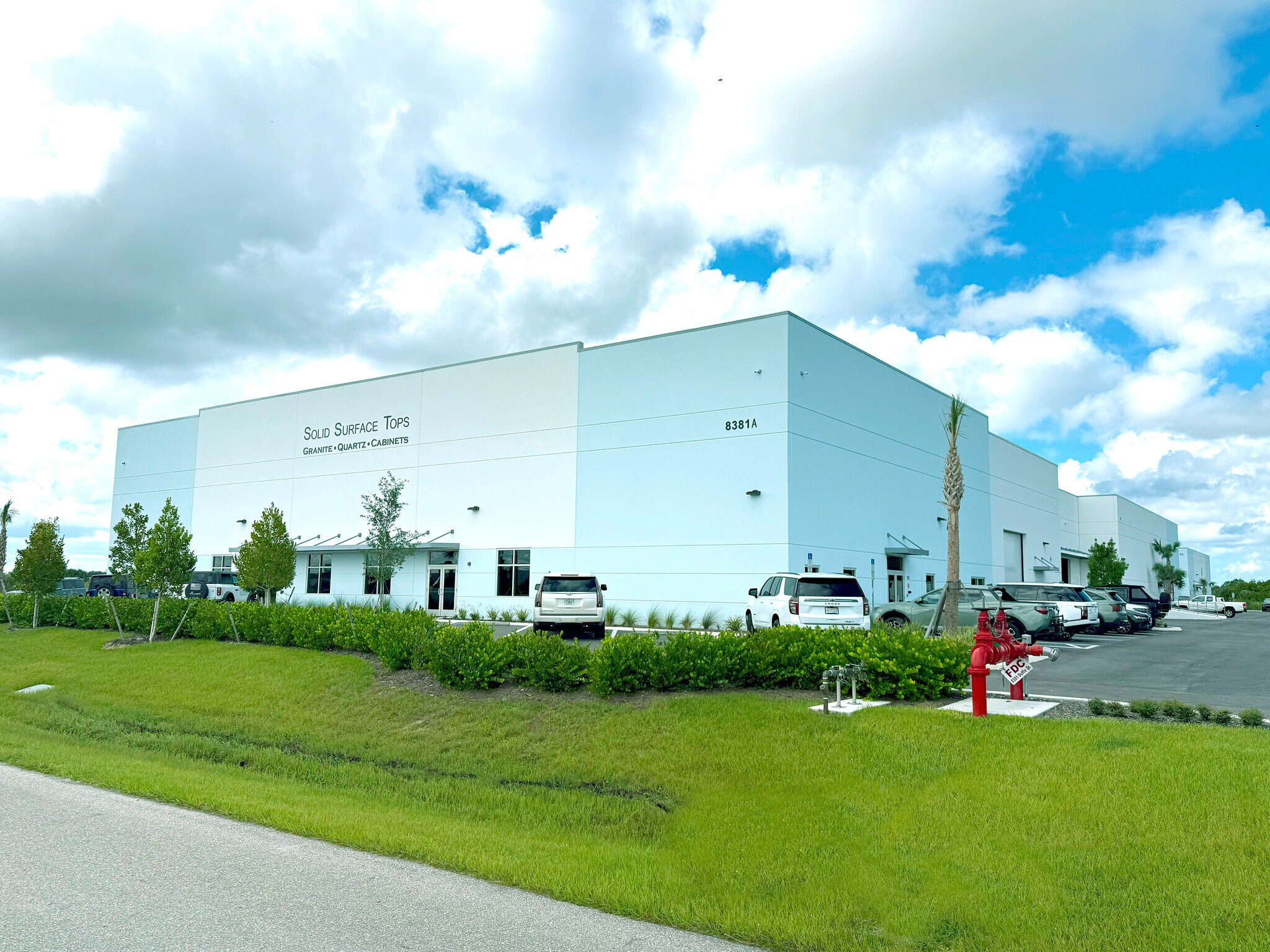 8381 Duffie Dr, Punta Gorda, FL à vendre Photo principale– Image 1 sur 4