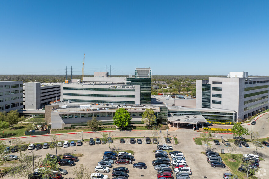 17402 W Grand Pky S, Sugar Land, TX à louer - Photo principale – Image 1 sur 5