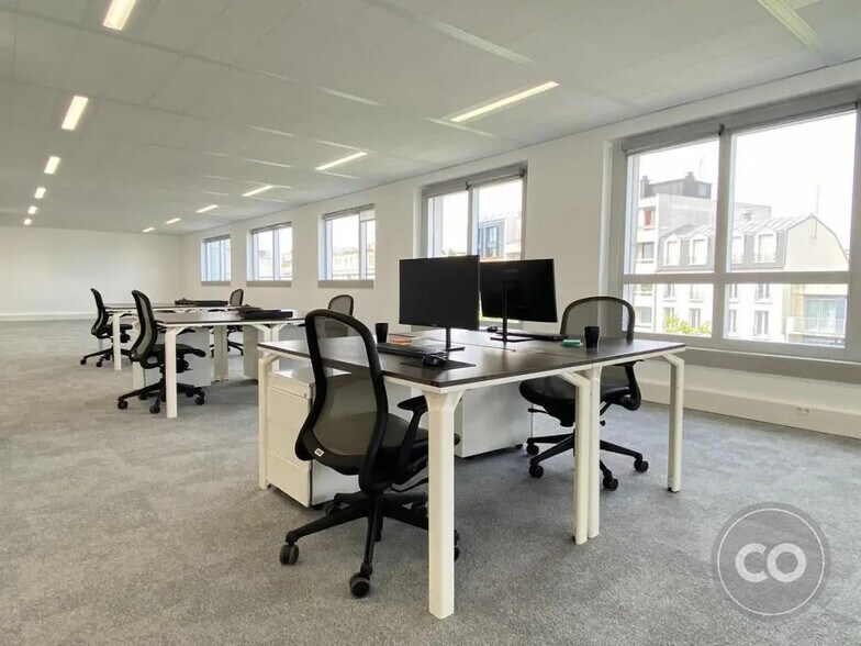 Bureau dans Boulogne-Billancourt à louer - Photo de l’immeuble – Image 3 sur 9