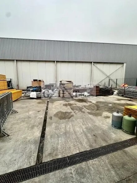 Industriel/Logistique dans Brie-Comte-Robert à louer - Photo de la construction – Image 3 sur 5