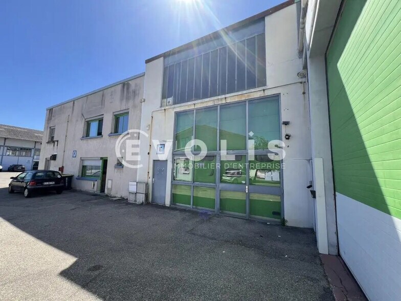 158 Avenue Francis De Pressensé, Vénissieux à louer - Photo de l’immeuble – Image 2 sur 21
