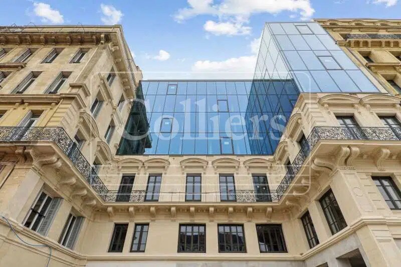 11-13 Place De La Joliette, Marseille à louer - Photo de l’immeuble – Image 1 sur 15