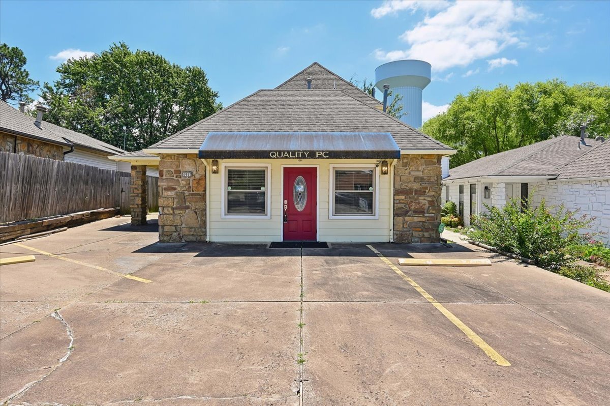 4940 E 73rd St, Tulsa, OK à vendre Photo de l’immeuble– Image 1 sur 45