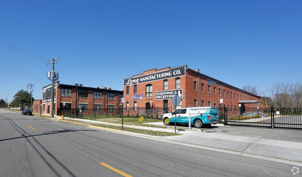 1131 Commerce St, Petersburg, VA à vendre - Photo de l’immeuble – Image 2 sur 30