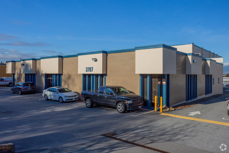 Wayburn Drive portefeuille de 5 biens à vendre sur LoopNet.fr - Photo principale – Image 2 sur 2