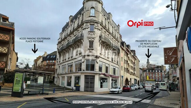 Plus de détails pour Local commercial à louer