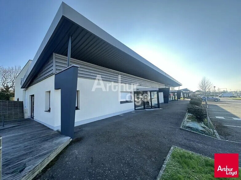 Local d’activités dans Cesson-Sévigné à louer - Photo de l’immeuble – Image 1 sur 9