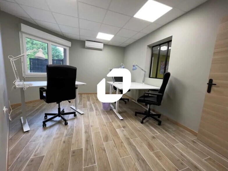 Bureau dans Pessac à louer - Photo de l’immeuble – Image 1 sur 16