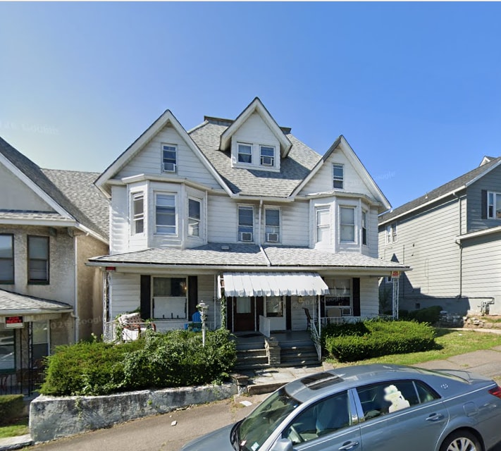 Quincy Student Housing Portfolio portefeuille de 2 biens à vendre sur LoopNet.fr Photo principale– Image 1 sur 7