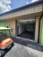 2107 College Ave E, Ruskin, FL à louer Photo de l’immeuble– Image 2 sur 4