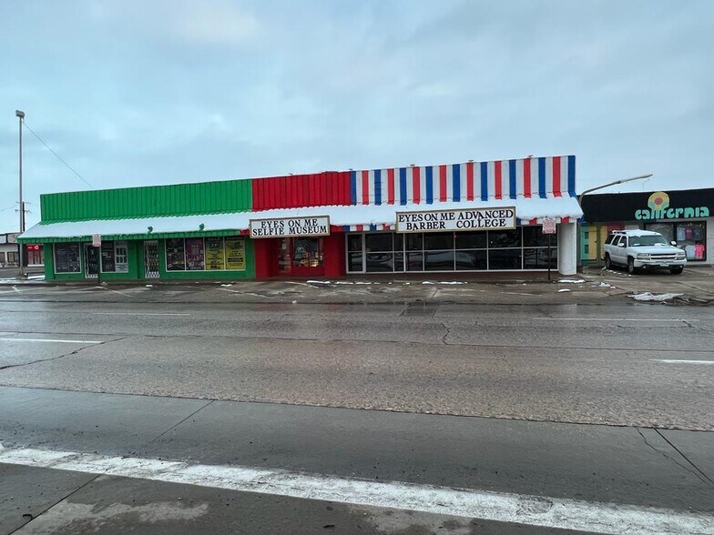 1607-1609 University Ave, Lubbock, TX à louer - Photo de l’immeuble – Image 3 sur 16