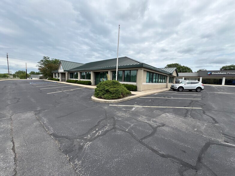 1425 Sagamore Parkway N, Lafayette, IN à louer - Photo de l’immeuble – Image 3 sur 40