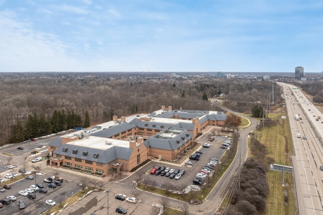 Plus de détails pour 27777 Inkster Rd, Farmington Hills, MI - Bureau à louer