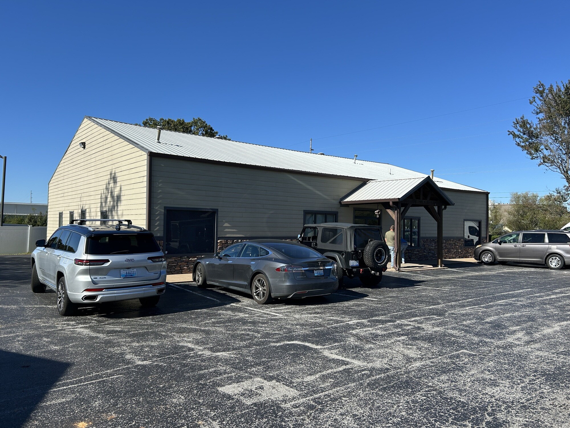 188 Cal Batsel Rd, Bowling Green, KY à vendre Photo principale– Image 1 sur 10