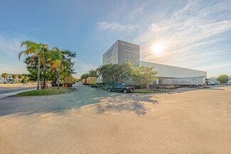 Plus de détails pour 6001 Powerline Rd, Fort Lauderdale, FL - Industriel/Logistique à louer