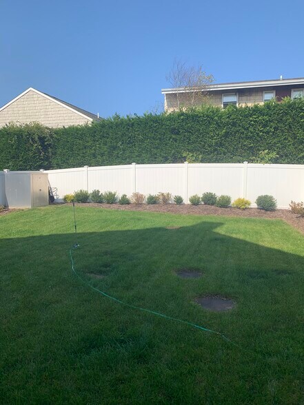 87 S Euclid Ave, Montauk, NY à louer - Photo de l’immeuble – Image 3 sur 5