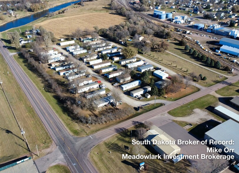 64-Unit MHC's - Sioux Falls, SD Metro portefeuille de 2 biens à vendre sur LoopNet.fr - Photo de l’immeuble – Image 1 sur 10