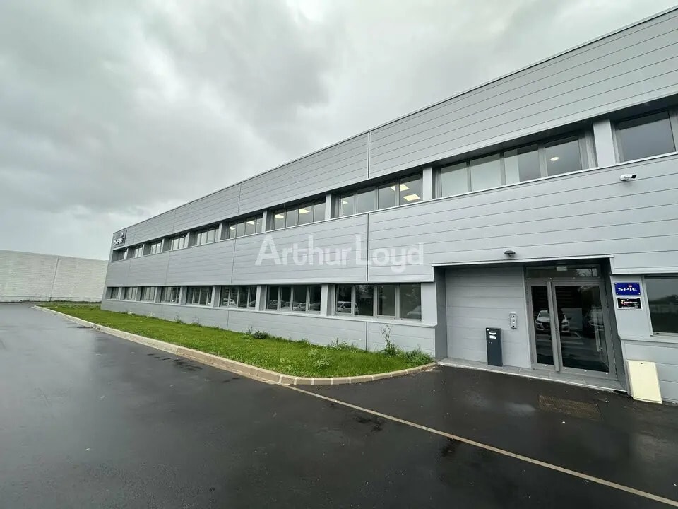 Bureau dans Reims à louer Photo de l’immeuble– Image 1 sur 5