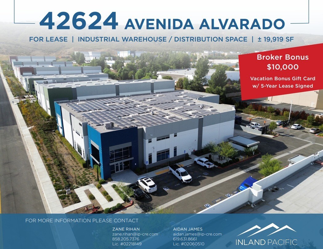 42624 Avenida Alvarado, Temecula, CA à louer Photo de l’immeuble– Image 1 sur 9