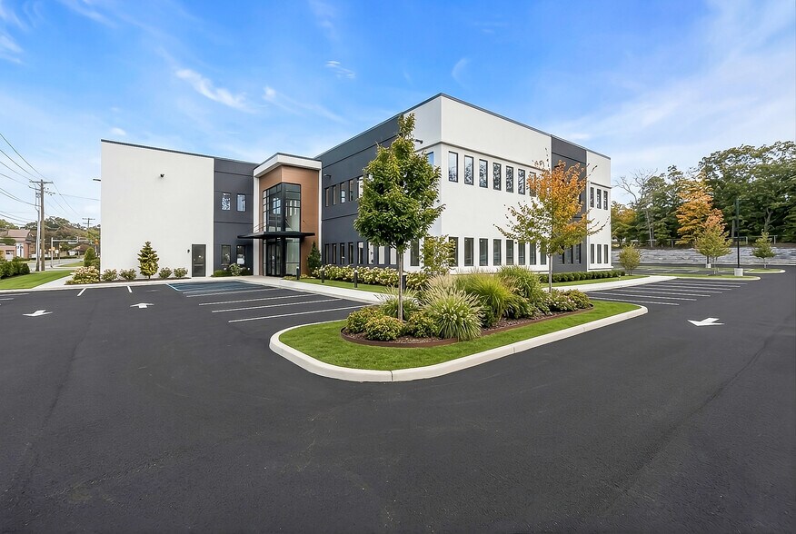 705 Brewers Bridge Rd, Jackson, NJ à louer - Photo principale – Image 1 sur 58